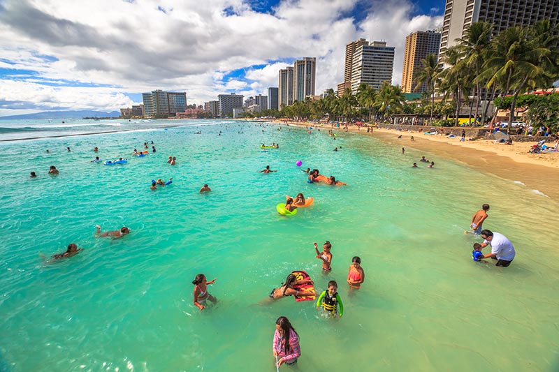 Waikiki Beach, Oahu. Benny Marty/Shutterstock.com